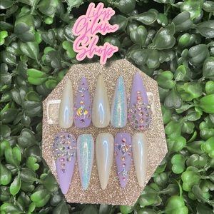 Shimmer Lavender Glam Nails